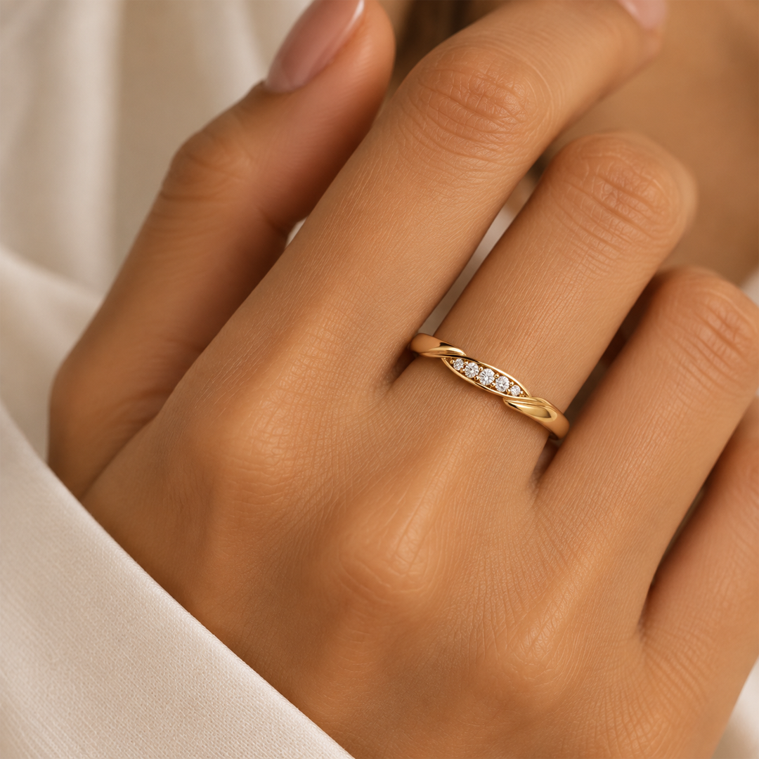 Dainty Leaf promise Ring