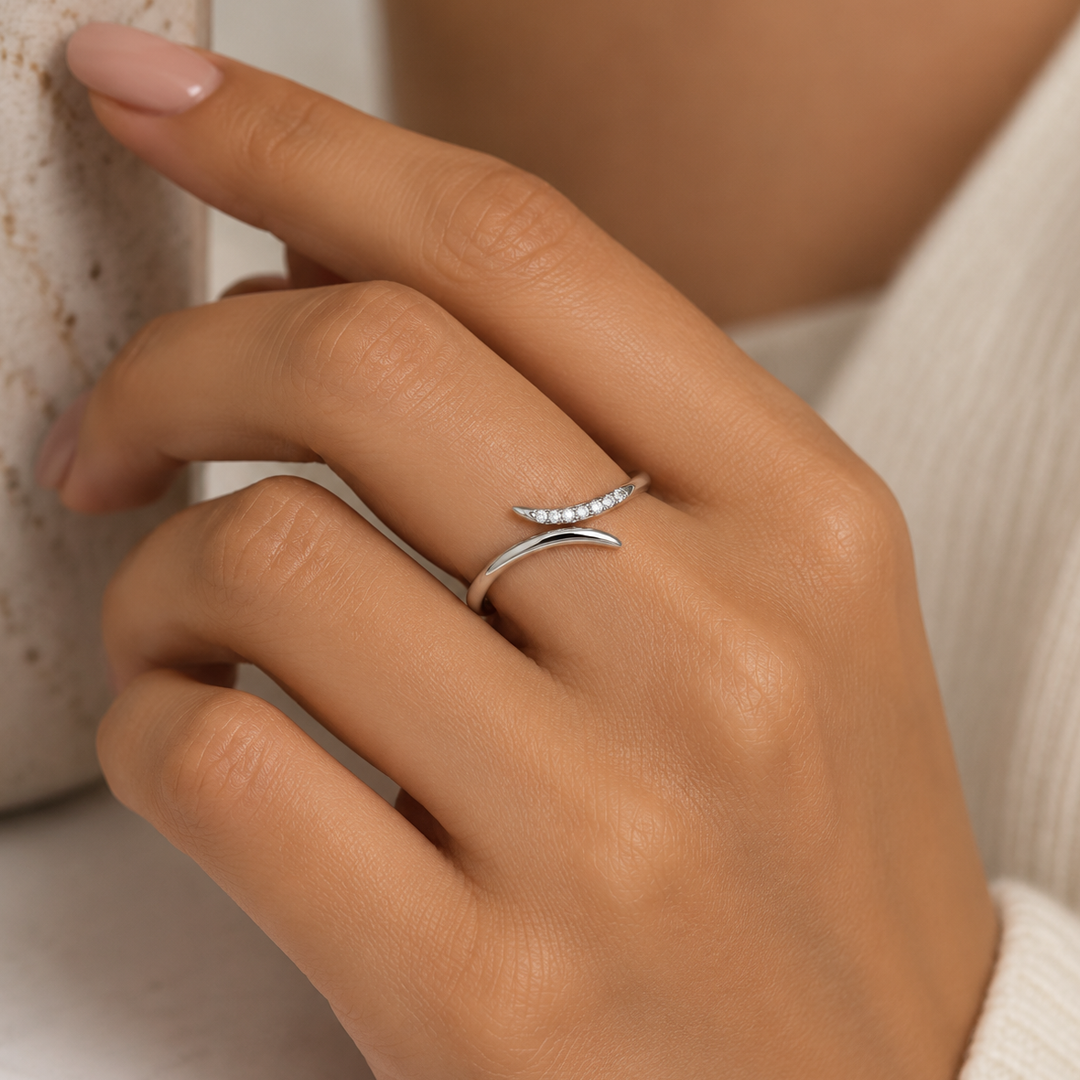 Minimalist Wedding Band Ring