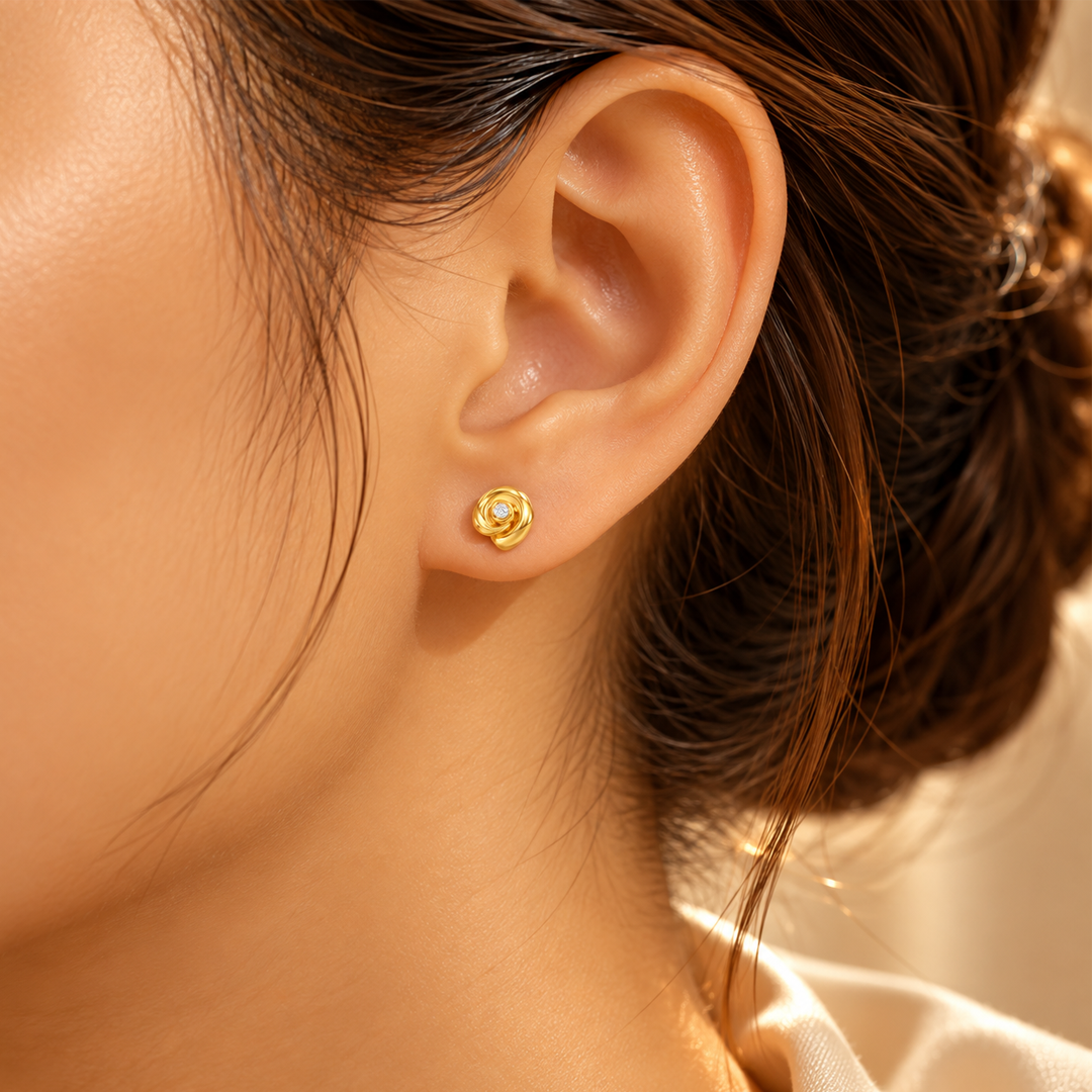 Sea Shell Accent Stone Earring