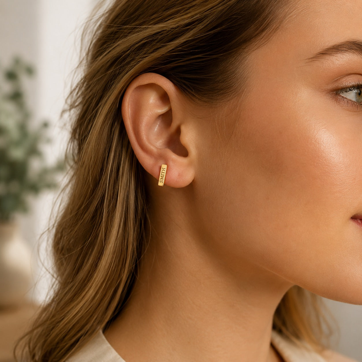 Engravable Bar Stud Earrings