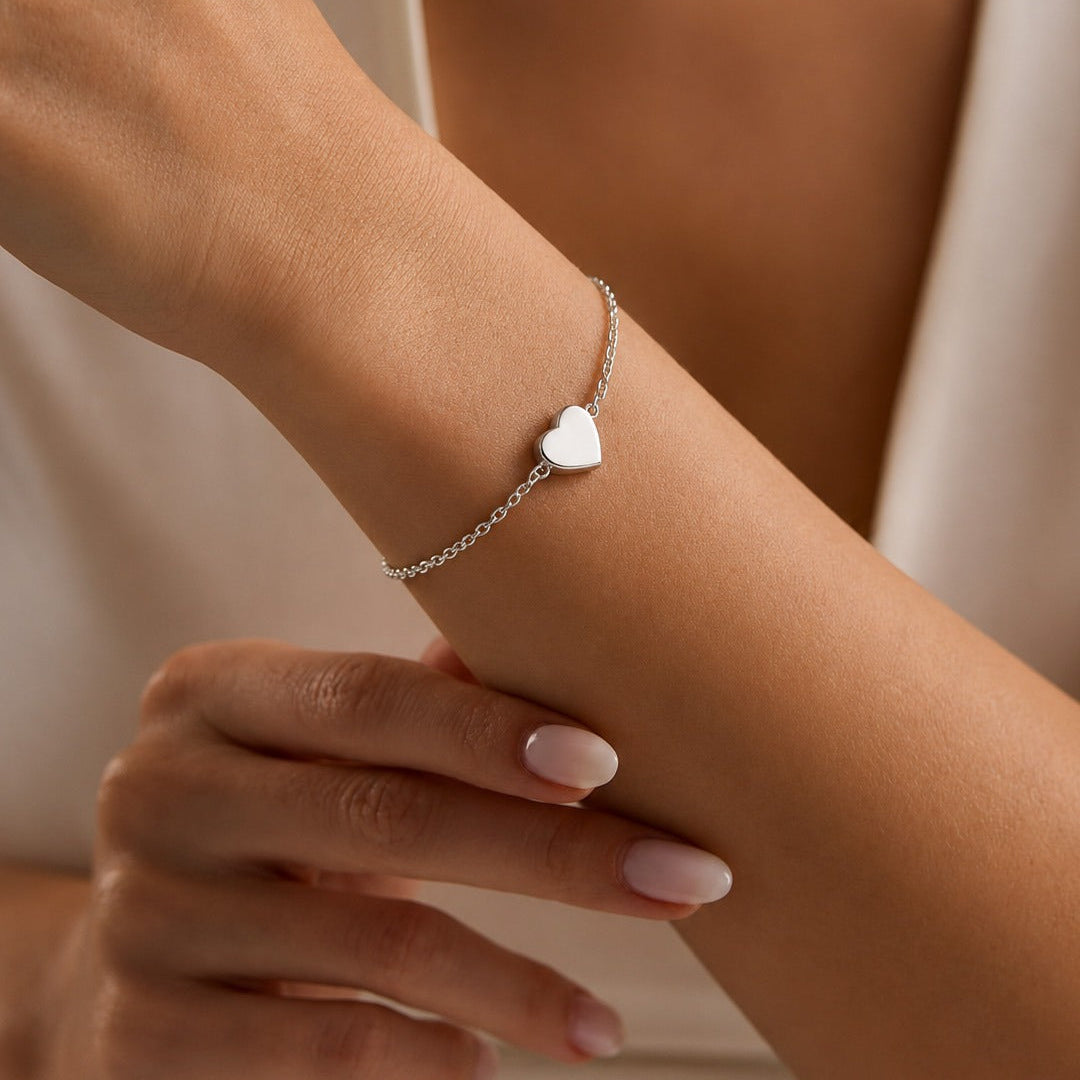 Tiny Heart Bracelet