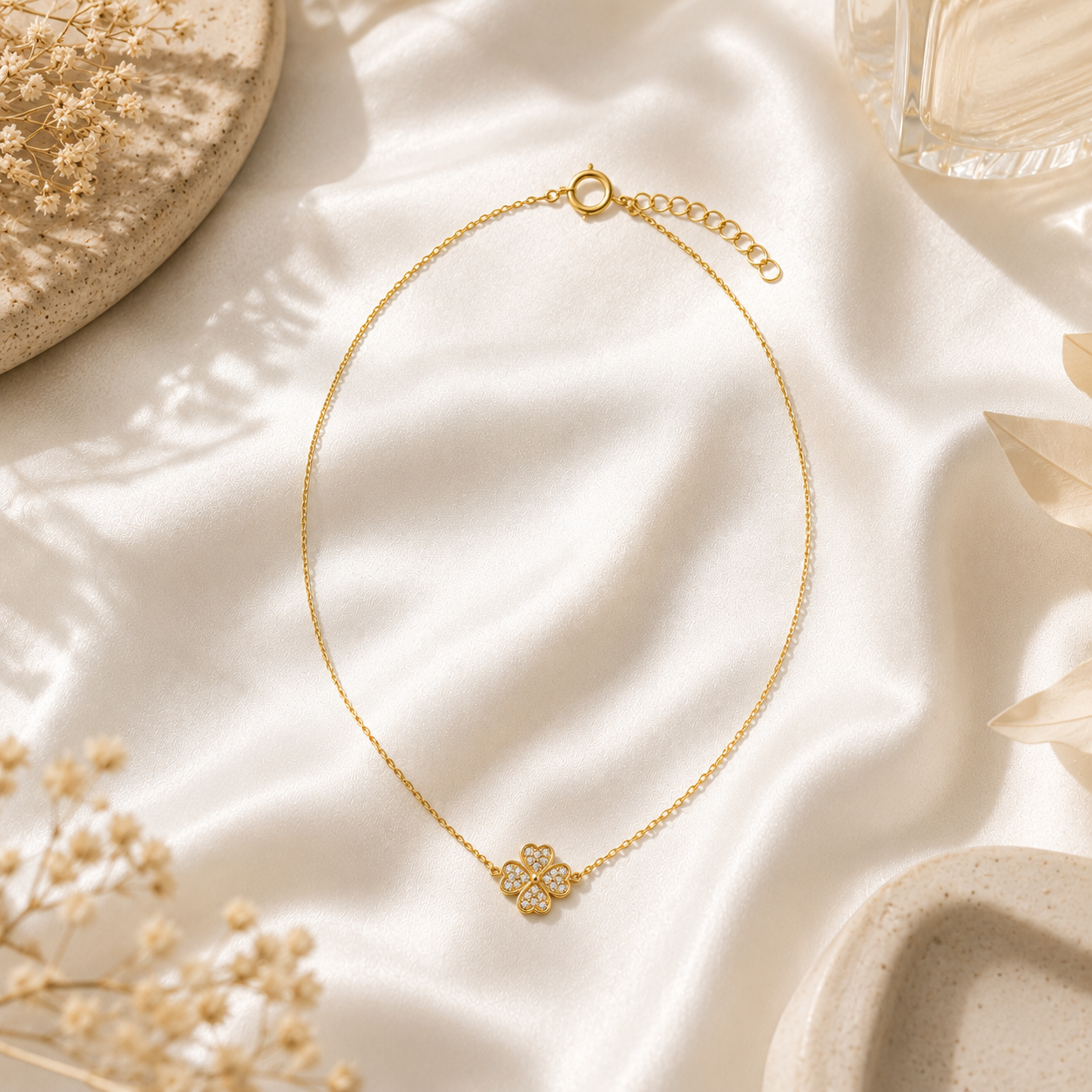 4 Clover Paved Necklace
