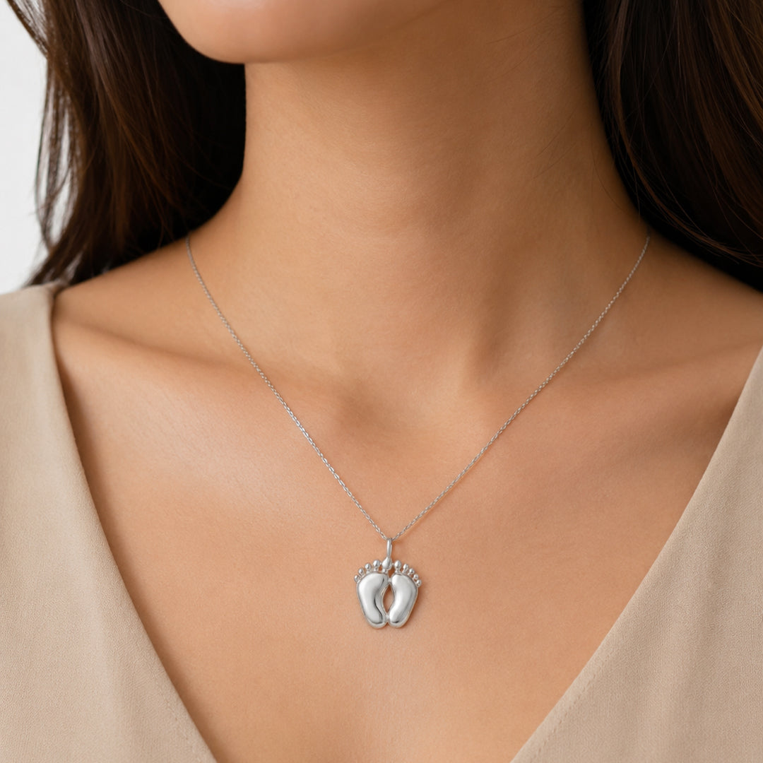 Engravable Baby Feet Necklace